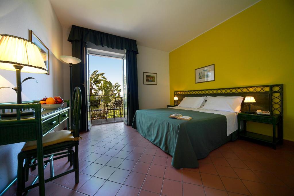 Hotel Baia Delle Sirene 7