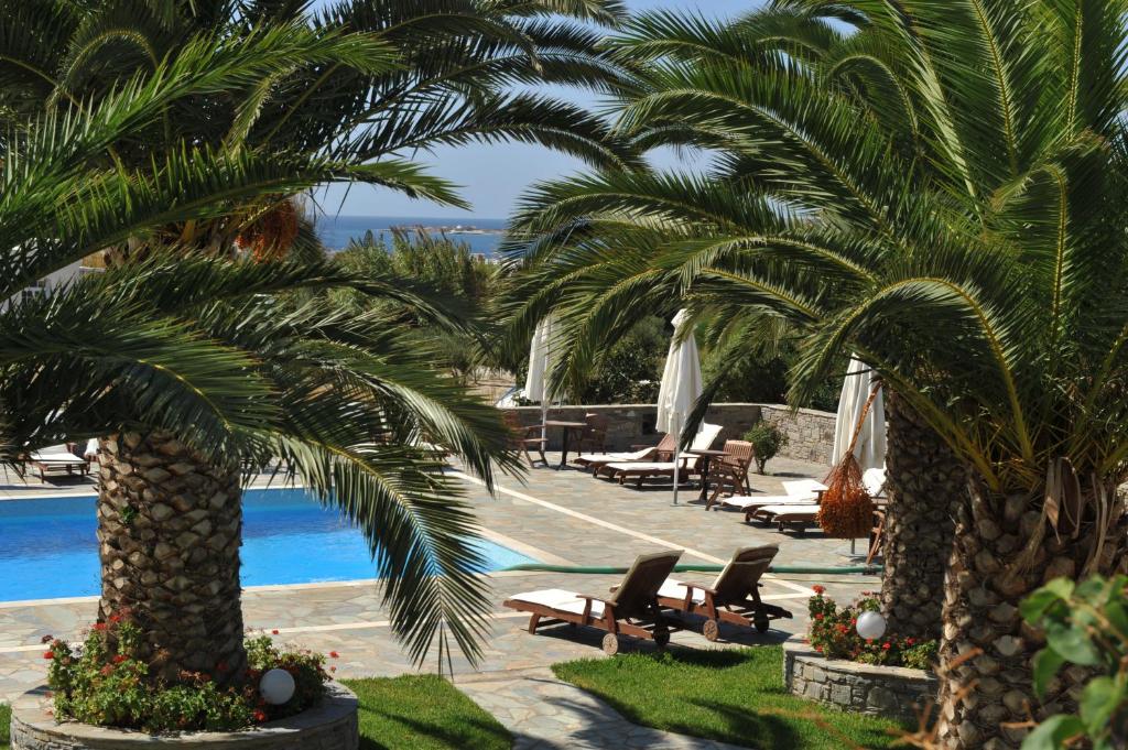 Bazén v ubytování Eri Hotel nebo v jeho okolí