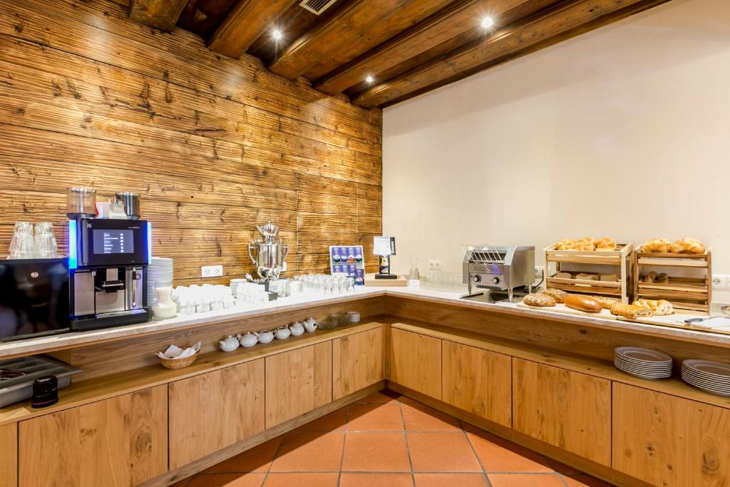 Kuchyň nebo kuchyňský kout v ubytování Hotel Sailer