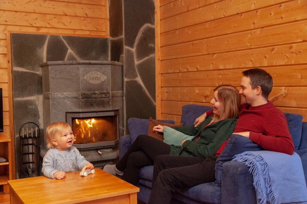 Sallatunturin Tuvat - Gran Cabaña De Dos Dormitorios Con Sauna