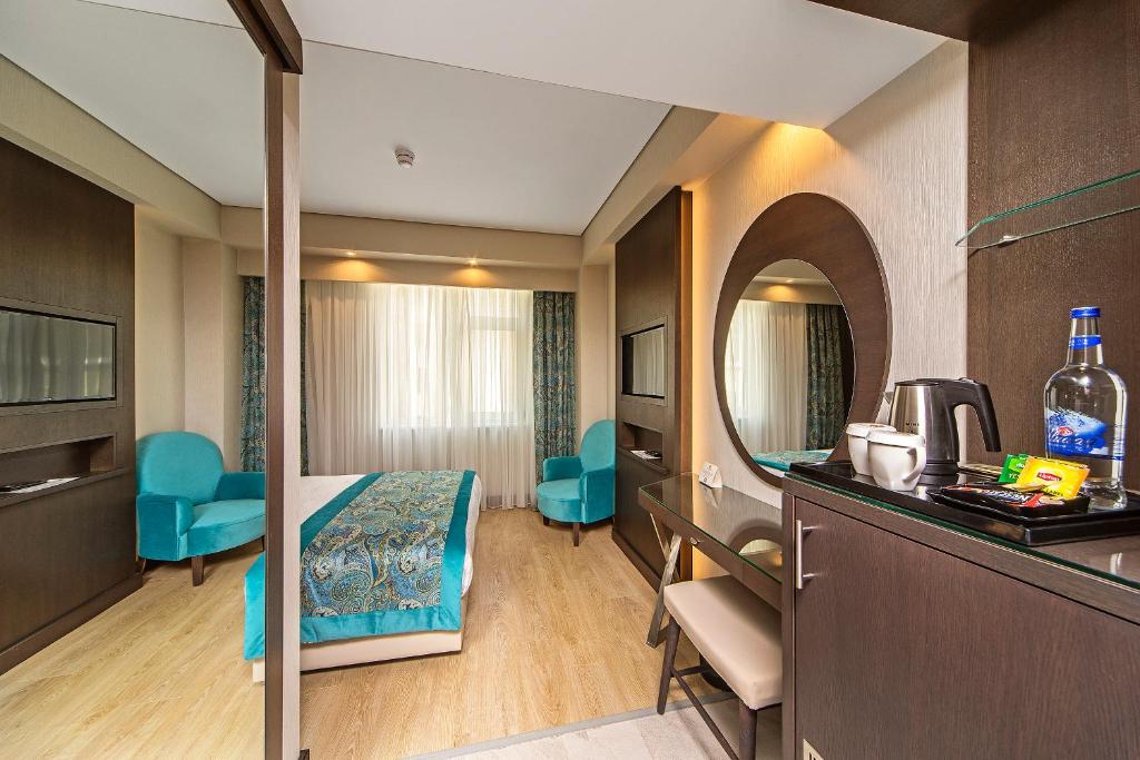 Posezení v ubytování Mukarnas Taksim Hotel