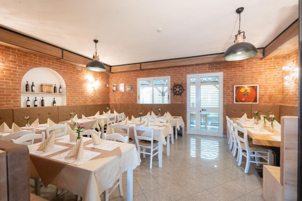 Restaurace v ubytování Hotel Esperia