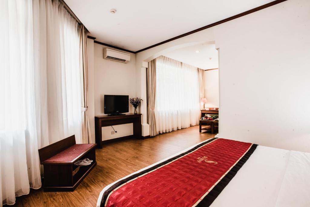 TV a/nebo společenská místnost v ubytování S79 Sunny Hotel 2