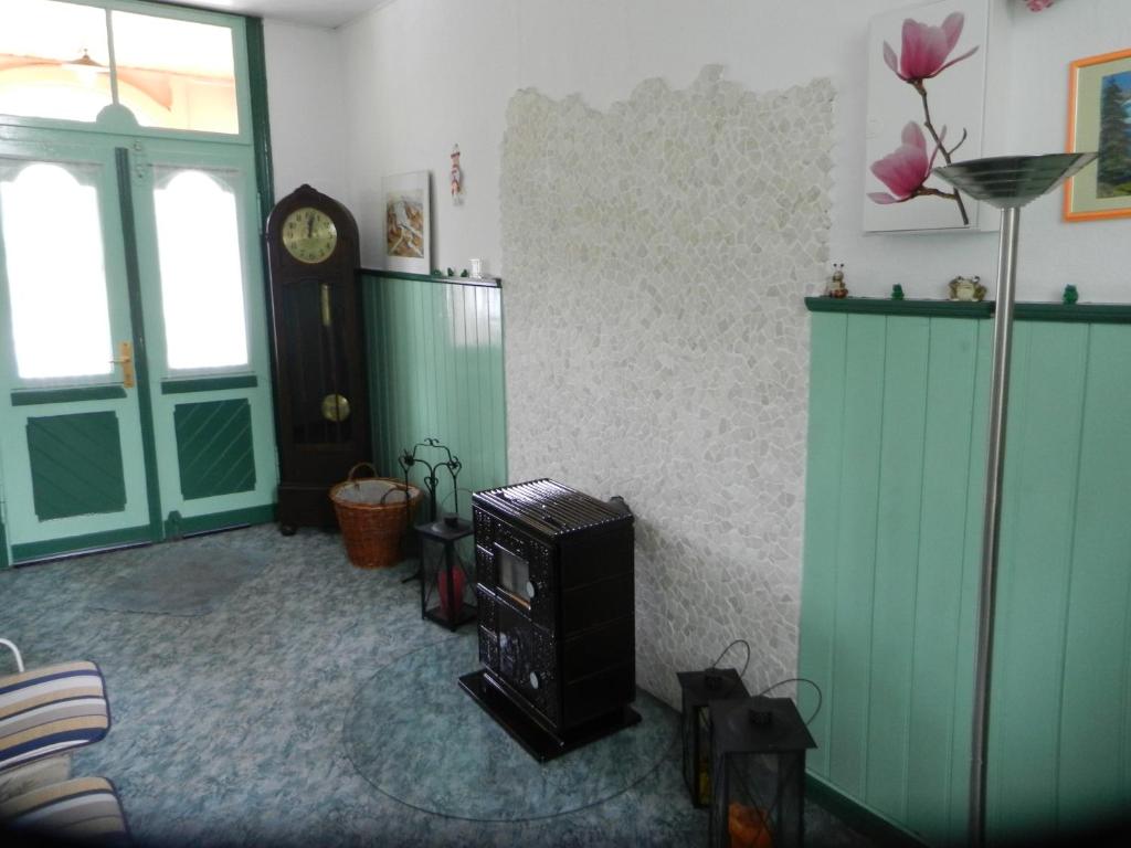 Fotografie z fotogalerie ubytování Ferienhaus Schuster v destinaci Elend