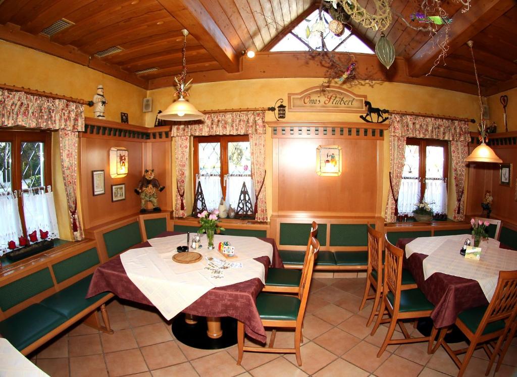 Restaurace v ubytování Gästehaus Thomahan