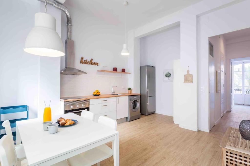 Cozy apartment Valencia city center!, Valencia – Updated 2023 ...