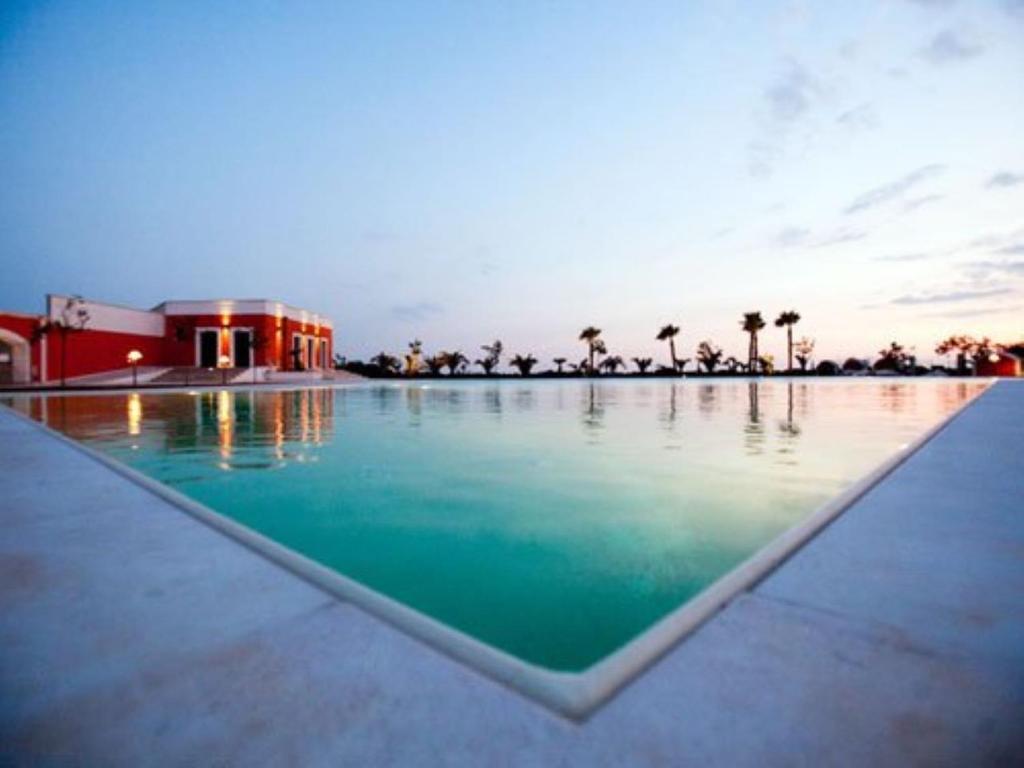 Bazén v ubytování Chiusurelle Village Resort nebo v jeho okolí