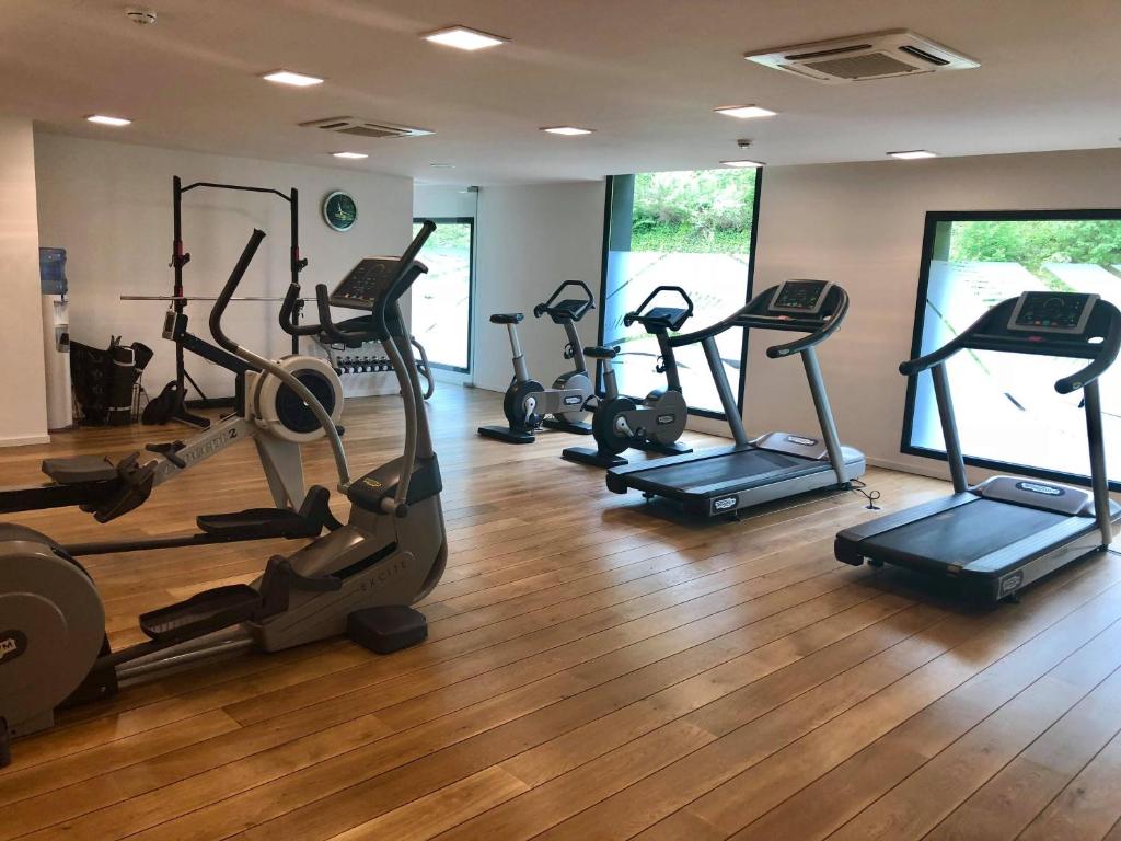 Fitness centrum a/nebo fitness zařízení v ubytování Hotel de la Source