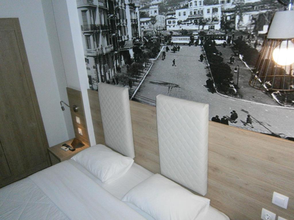 Metropolitan - Resim 34