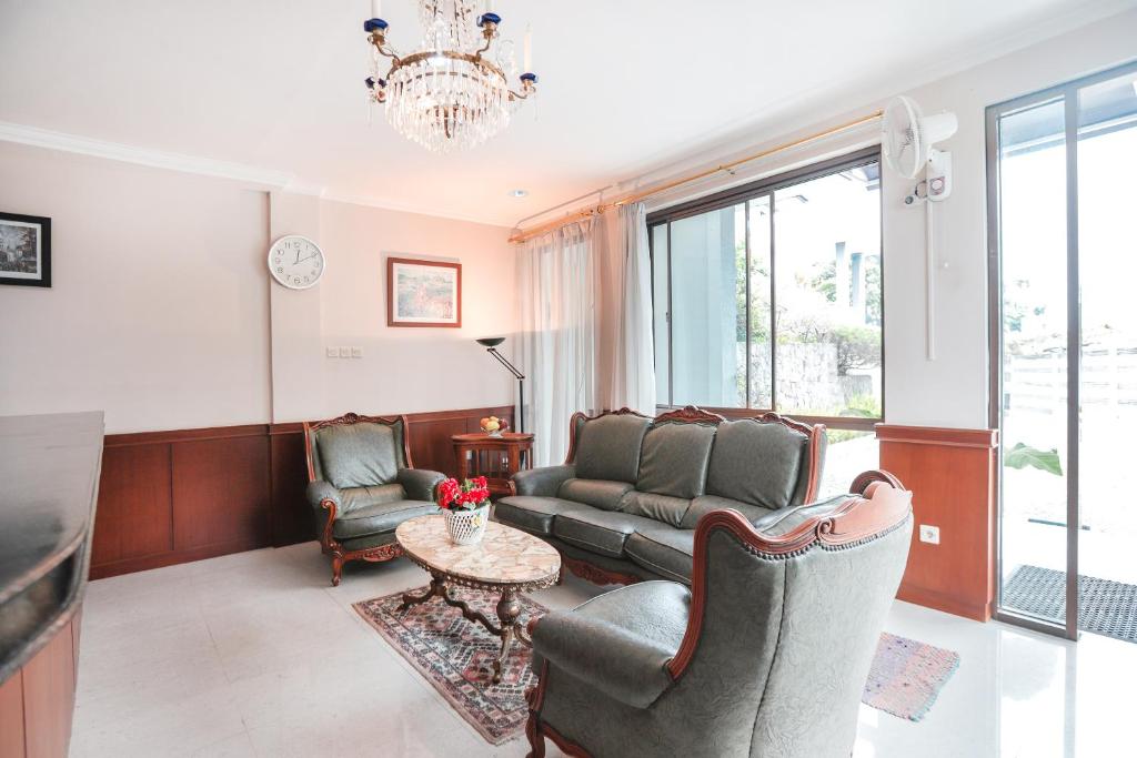Posezení v ubytování Hotel Lurus