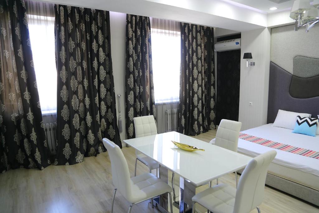 Royal Gold Apartment Bishkek - 工作室公寓
