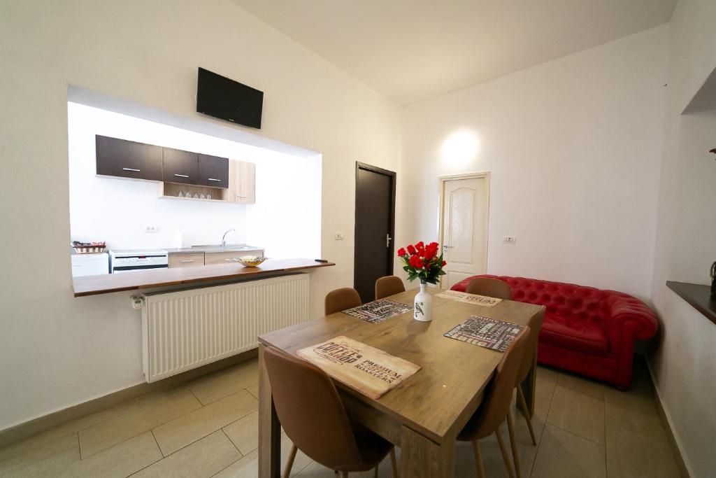 Boul Rosu Residence - 