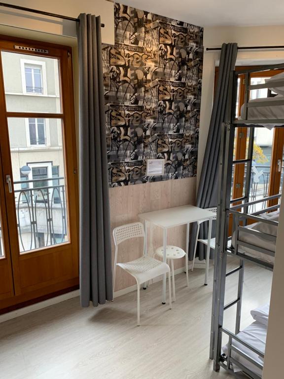 Imagen de la galería de Hotel Central, en Ginebra