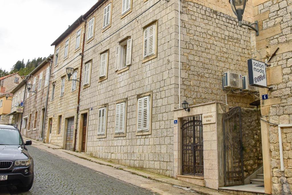 Okolí hostelu