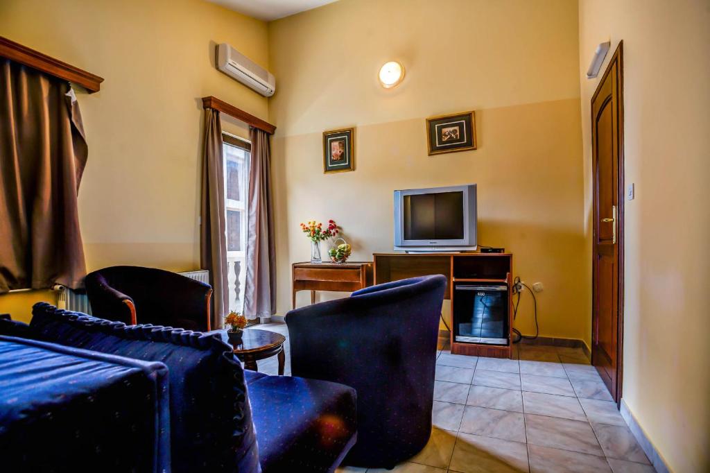 TV a/nebo společenská místnost v ubytování Mali Miločer Bay Accommodation