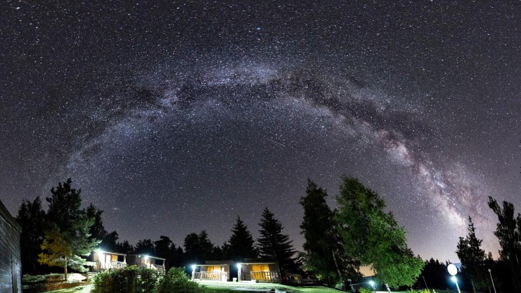 Fotografie z fotogalerie ubytování Les Chalets Du Goulet v destinaci Le Bleymard