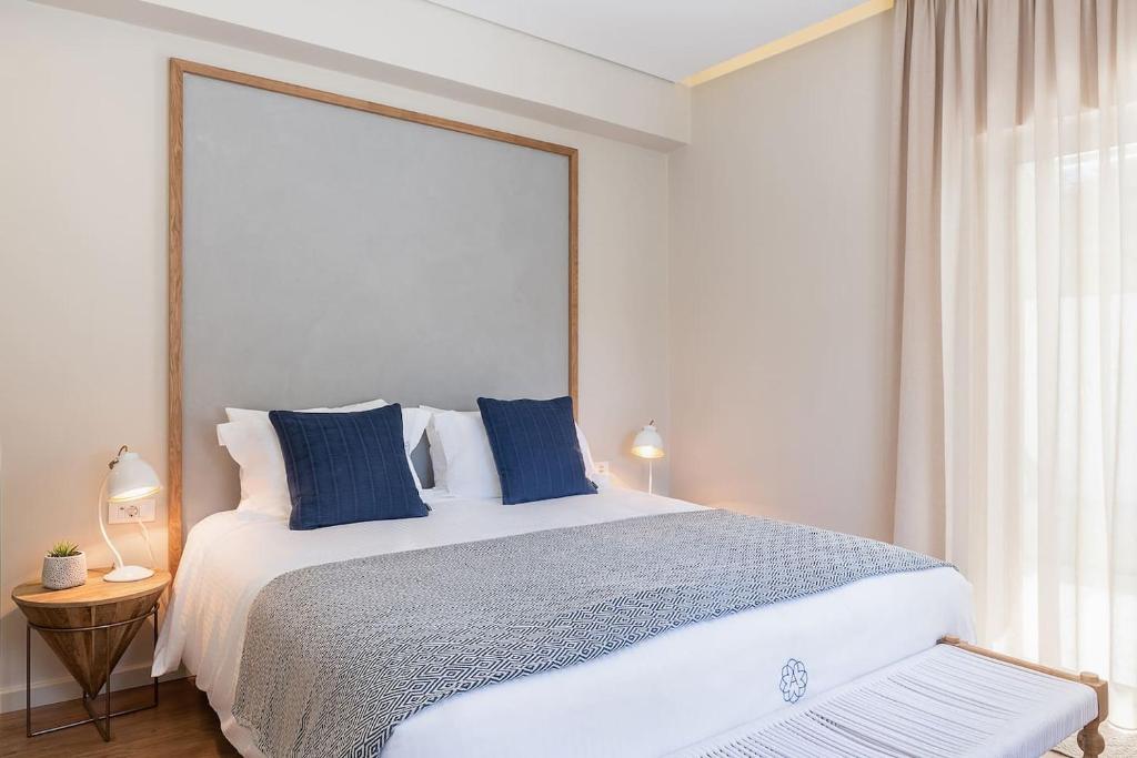 Posteľ alebo postele v izbe v ubytovaní Anemone Holiday Apartment