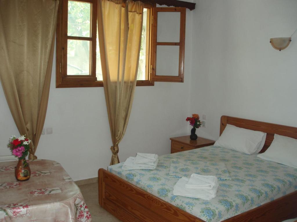 Hellen Studios - One-Bedroom Apartment
