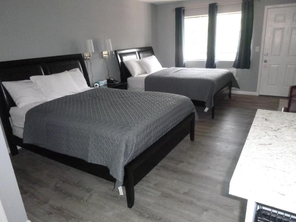 Sierra Inn - Deluxe Queenskamer Met Twee Queensize Bedden