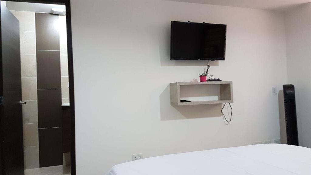 ApartaStudio Calasanz- Cerca Estación Metro Floresta - Appartement Met één Slaapkamer
