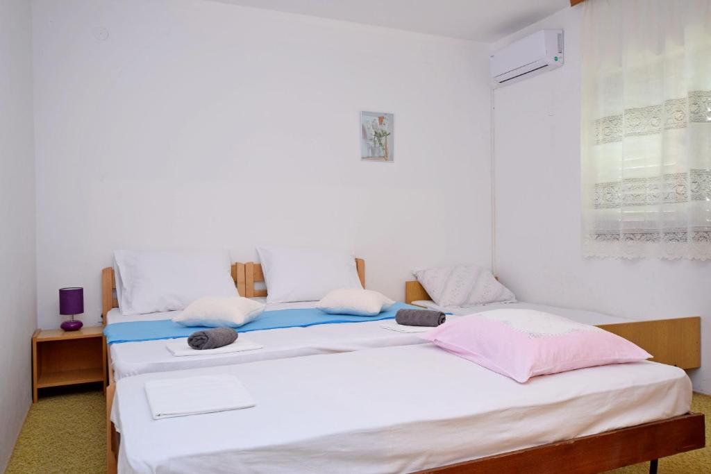 Apartment and Rooms Mila - Error