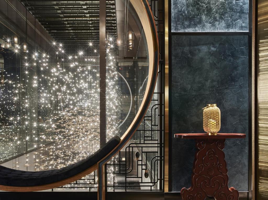 Rosewood Bangkok - Resim 35