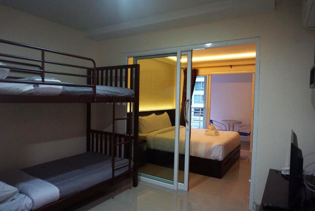 The Cosy River - Resim 36