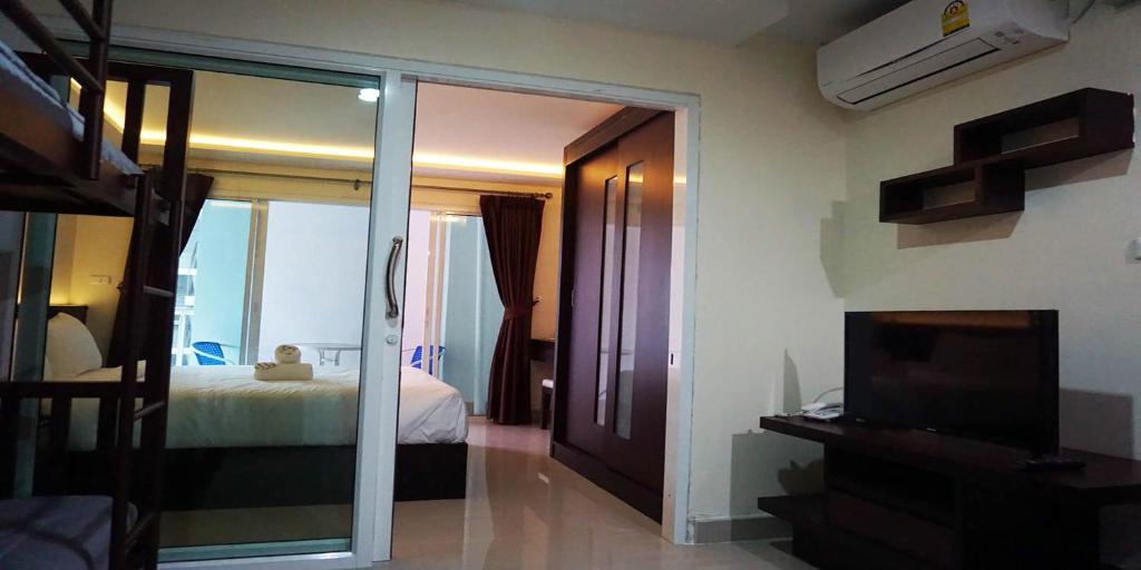 The Cosy River - Resim 43