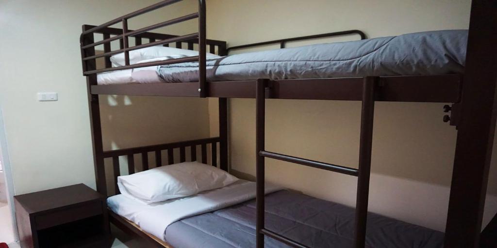 The Cosy River - Resim 44