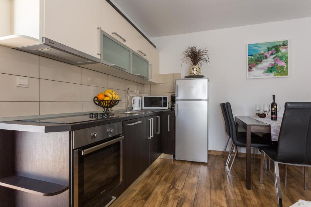 Apartments Tomas - 15