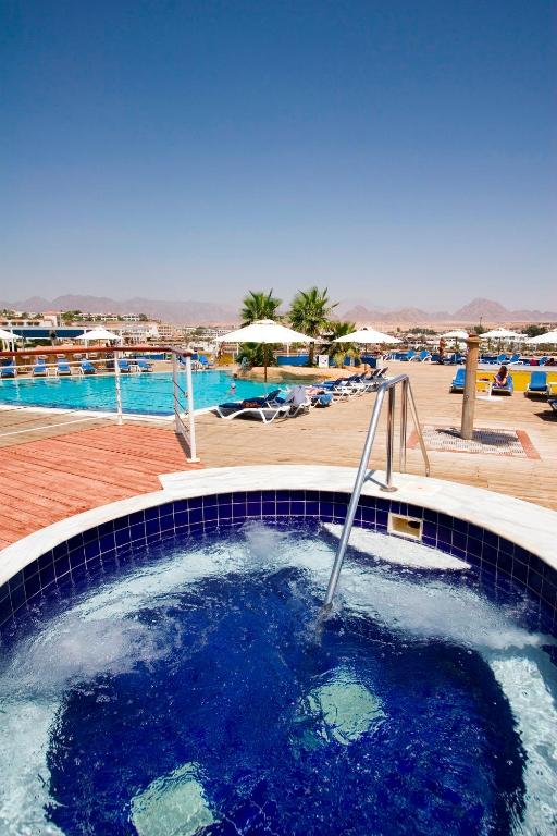 Bazén v ubytování Lido Sharm Hotel Naama Bay nebo v jeho okolí
