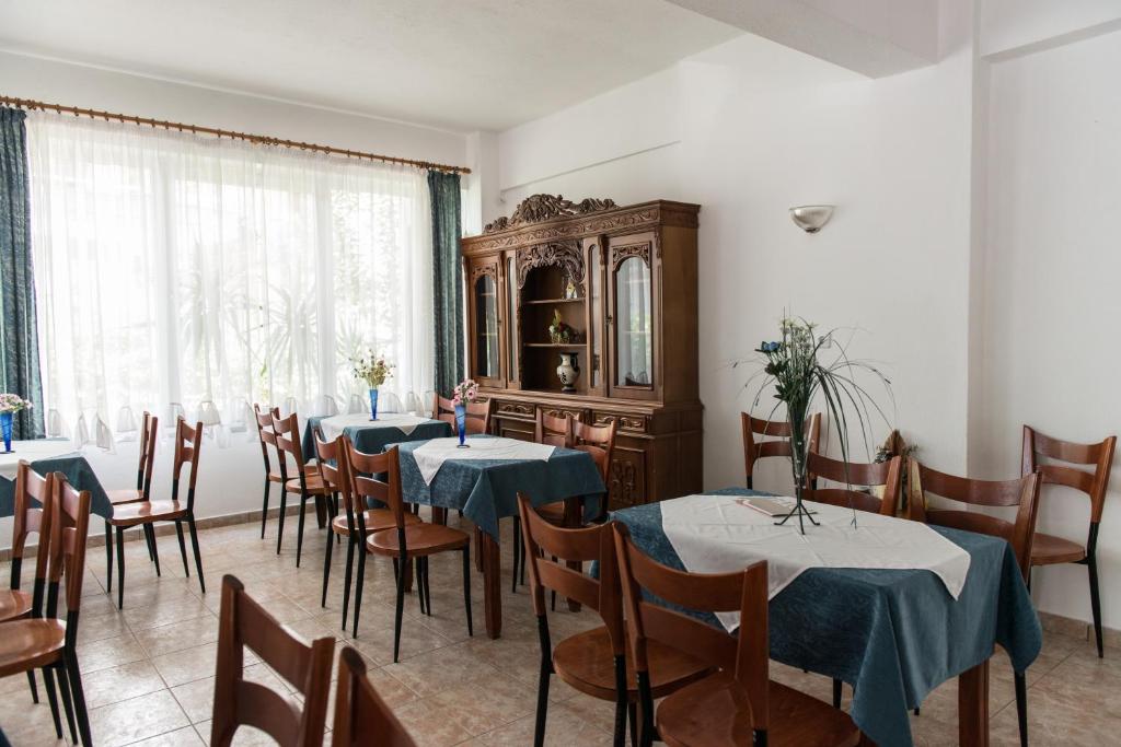 Restaurace v ubytování Hotel Alexandros