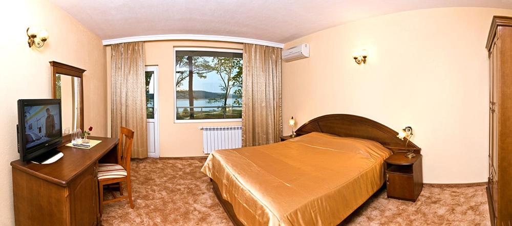 Хотел ЗЛАТНА КОТВА - Deluxe Double Room With Balcony