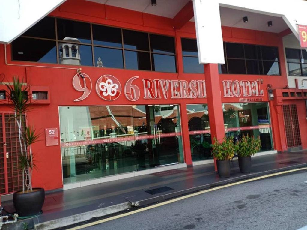 Certifikát, hodnocení, plakát nebo jiný dokument vystavený v ubytování 906 Riverside Hotel Malacca
