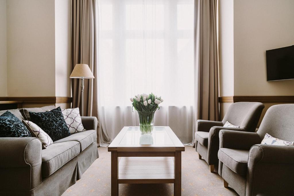 Posedenie v ubytovaní Art Hotel