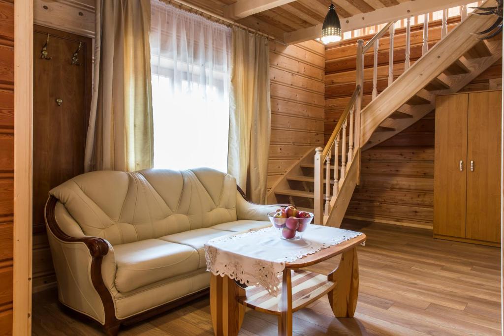 Posedenie v ubytovaní udanypobyt Apartamenty Przy Lesie 2