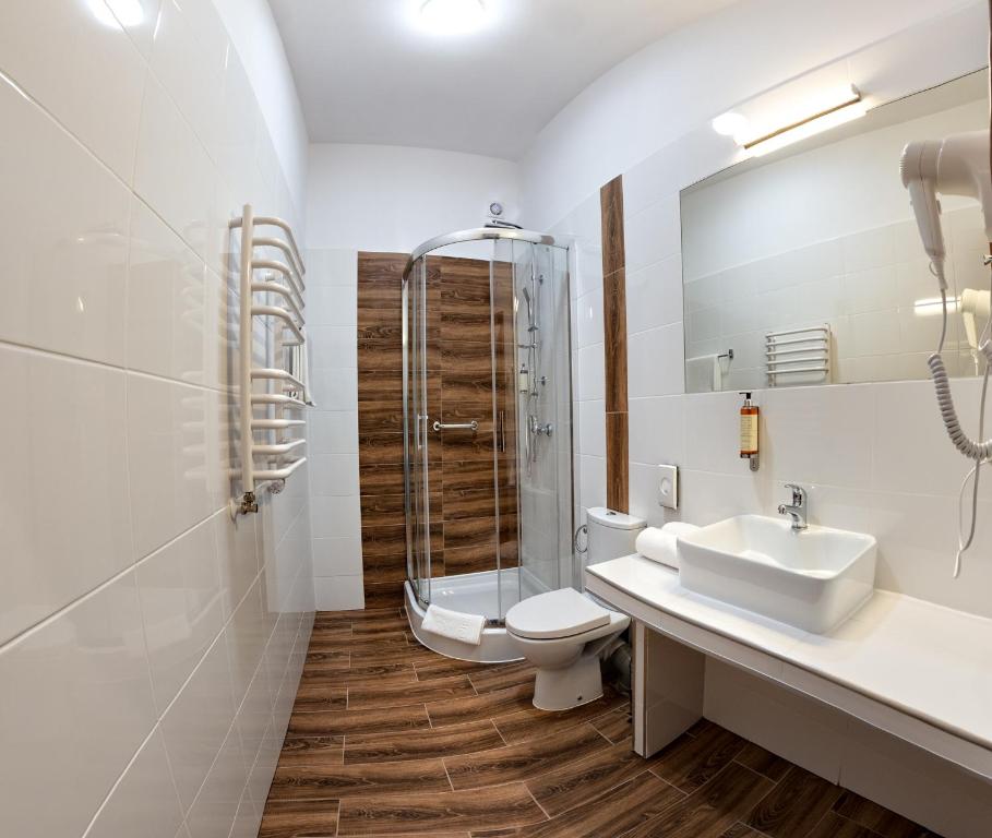 Łazienka w obiekcie HOTEL LUBLIN