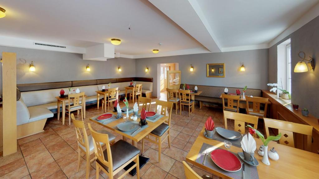 Restaurace v ubytování Hotel Residenz23