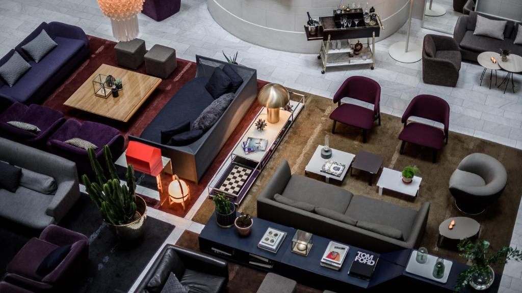 Posezení v ubytování Nobis Hotel Stockholm, a Member of Design Hotels™