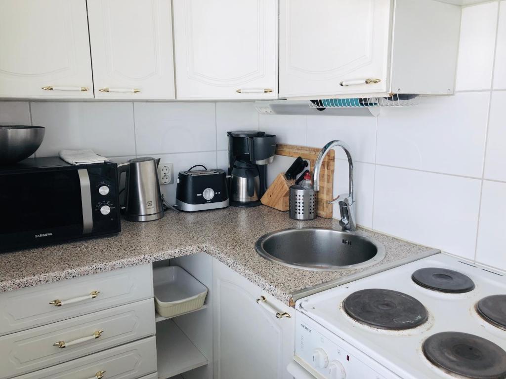 Sweethome Studio 48 City Center Аlbertinkatu - Studio Apartment
