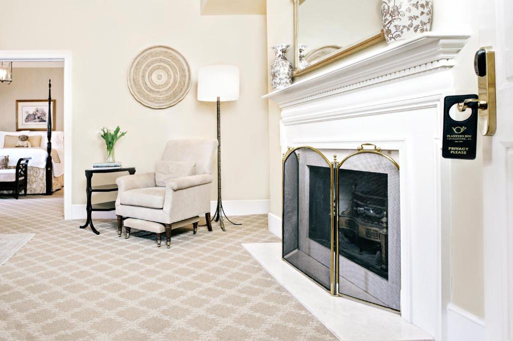 Planters Inn - Charleston - Governor's Suite