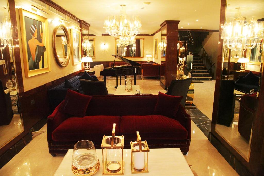 Posezení v ubytování Grand Concerto Hotel