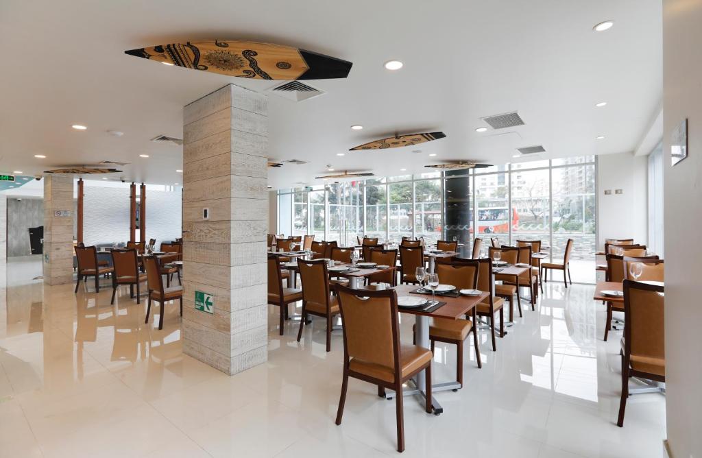 Restaurace v ubytování Hotel Diego de Almagro Viña del Mar