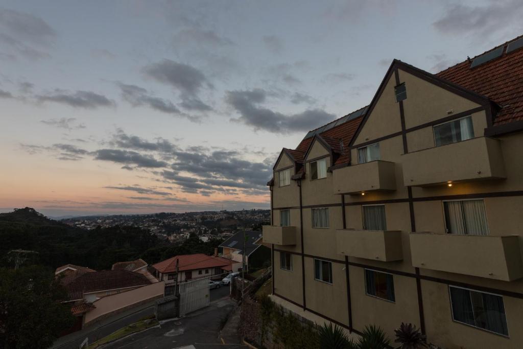  Hotel Parque das Flores