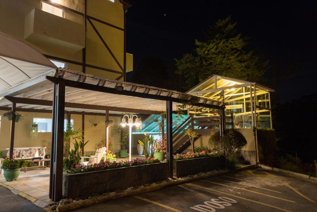  Hotel Parque das Flores