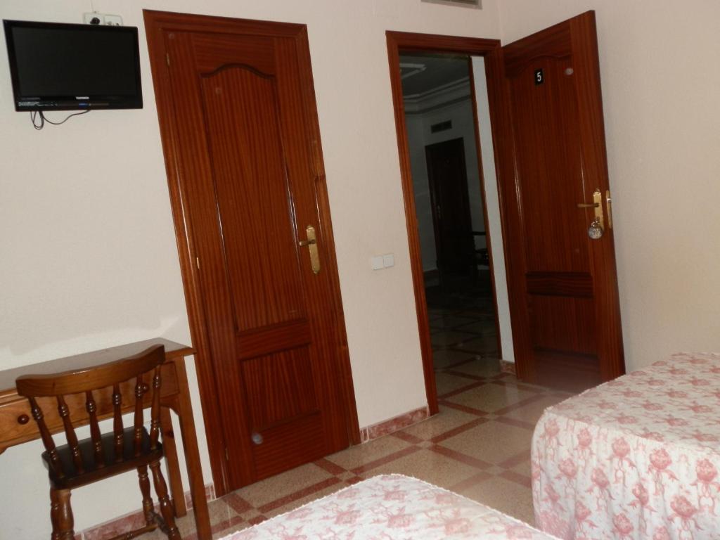 TV a/nebo společenská místnost v ubytování Hostal San Poul