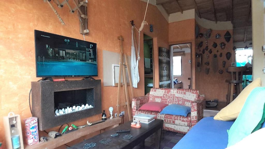 TV a/nebo společenská místnost v ubytování Apartamento Acogedor en el Retiro