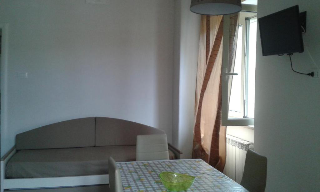 Telewizja i/lub zestaw kina domowego w obiekcie I Gerani