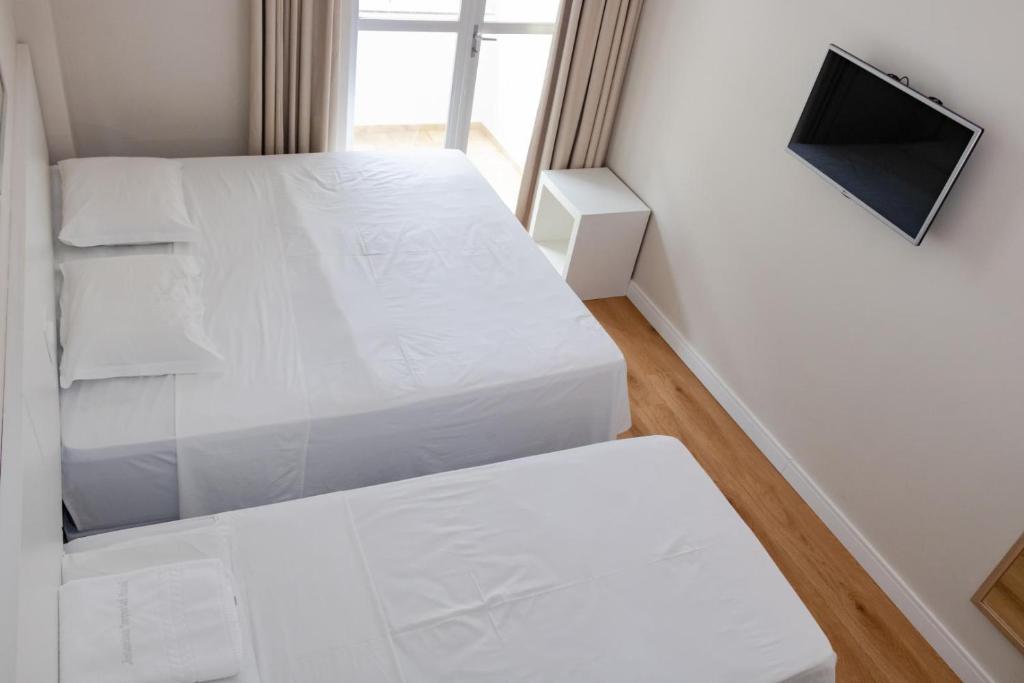  Antonius Imperial Hotel