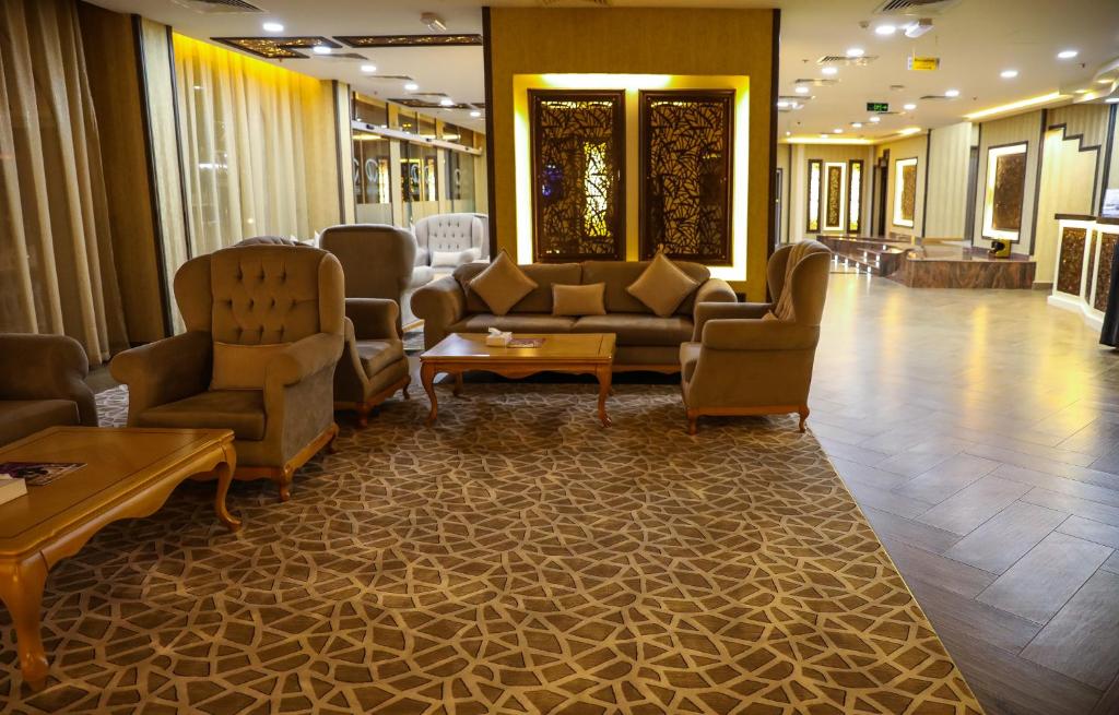 Posezení v ubytování Muscat Plaza Hotel